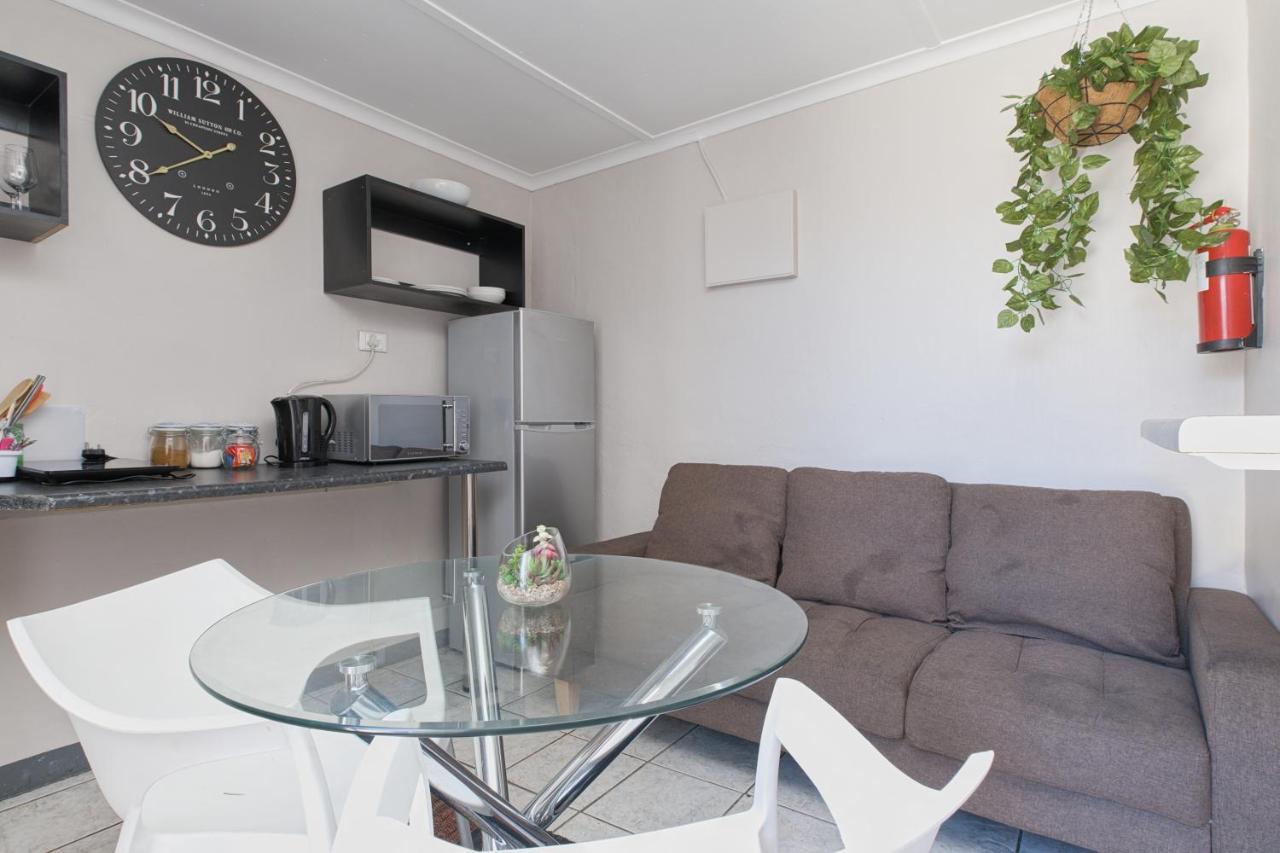 Royal Palms Guest House Πορτ Ελίζαμπεθ Εξωτερικό φωτογραφία